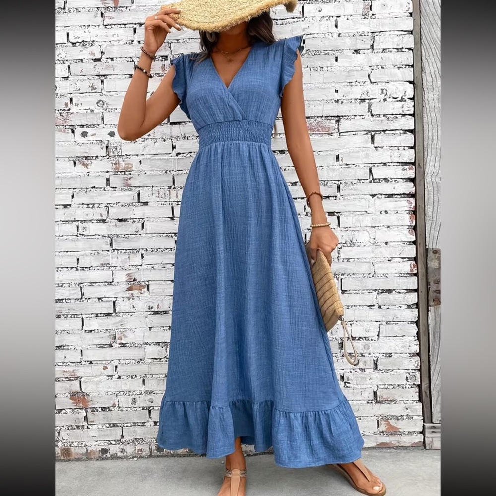 🌟HOST PICK🌟! Womens Blue Flowy Maxi Dress